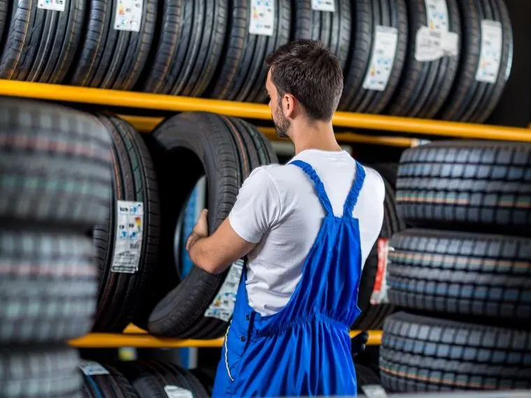 Villakent Oto Lastikçi